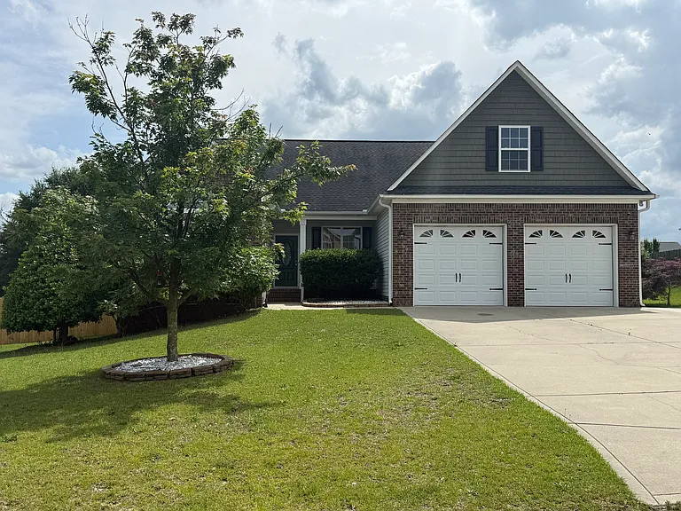 252 Wynngate Dr — Photo 1