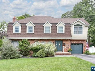 225 Vitmar Pl, Park Ridge, NJ, 07656
