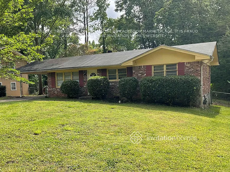 1026 Casa Dr — Photo 2