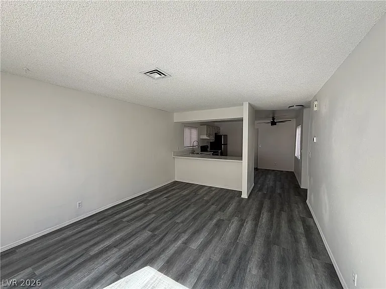 5206 Golden Ln #B — Photo 6