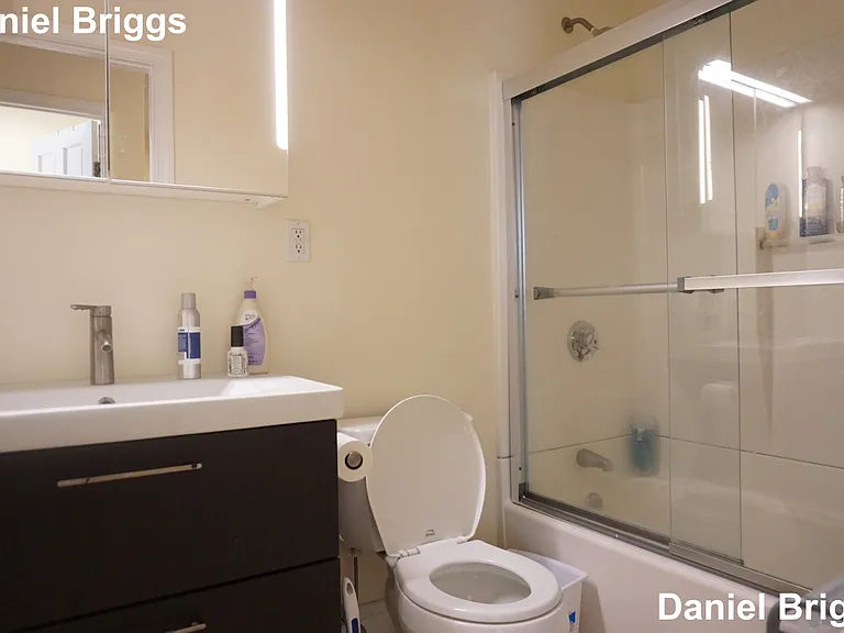 1801 Beacon St #6 — Photo 8
