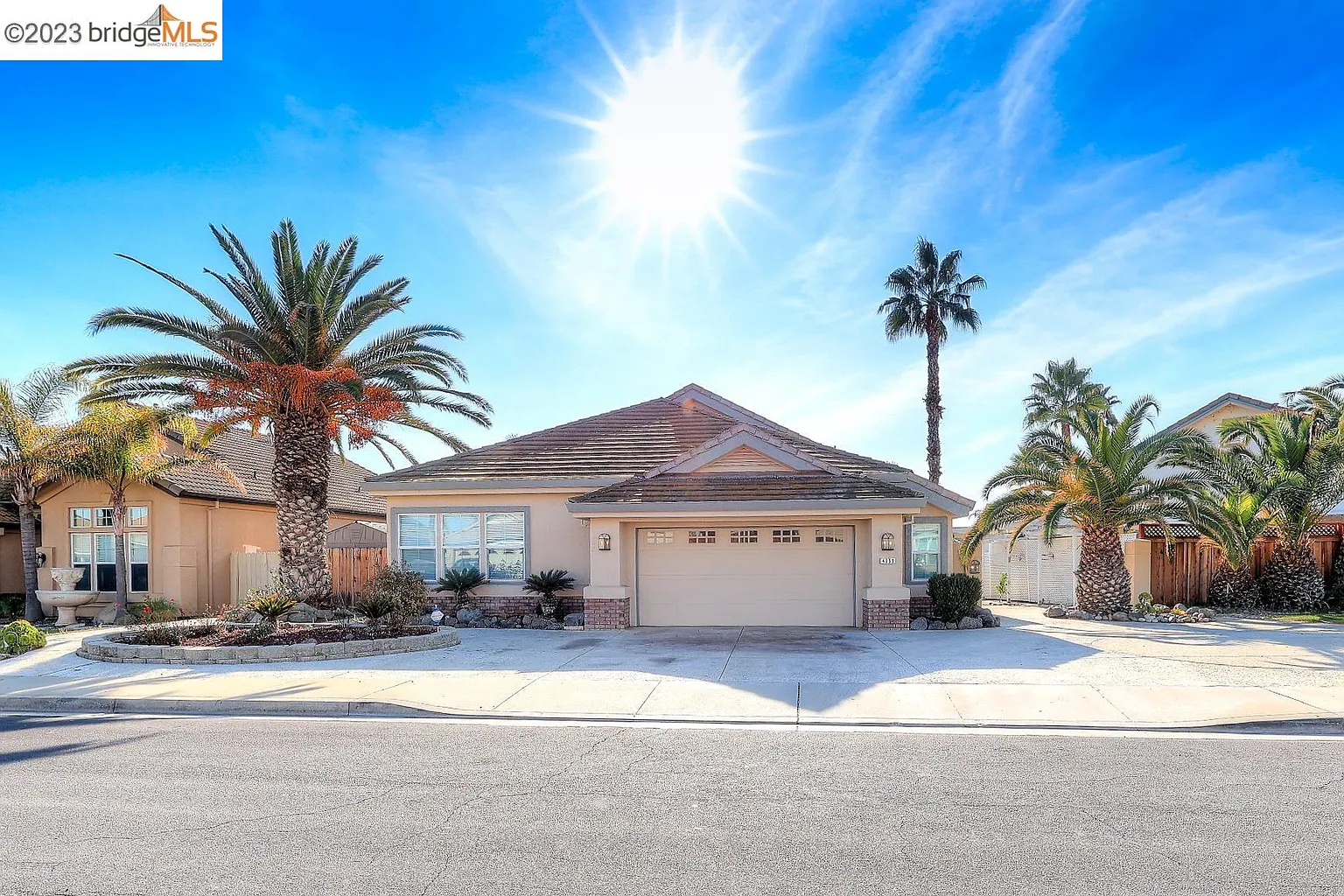 4050 Pier Point photo 1