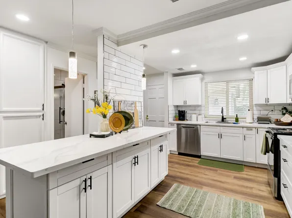 2303 Bridlewood Dr, Rancho Cordova, CA 95670