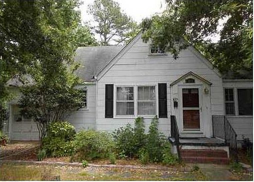 1st image of 324 N Oceana Blvd