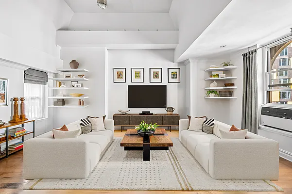 3 Hanover Square #22B