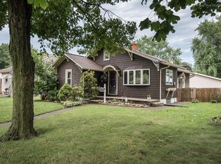 956 S 8th Ave, Kankakee, IL 60901