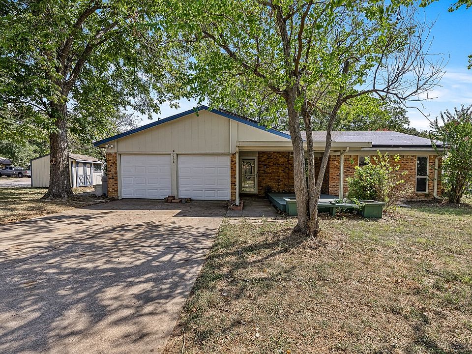 1st image of 508 Holly Hill Dr