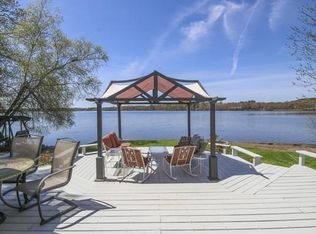 4 Bailey Ln, Norton, MA 02766