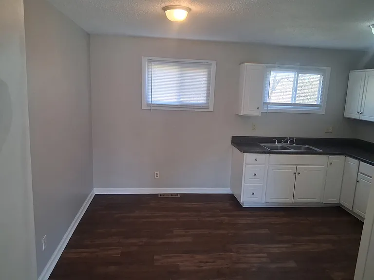 2321 Idle Hour Rd #6 — Photo 6
