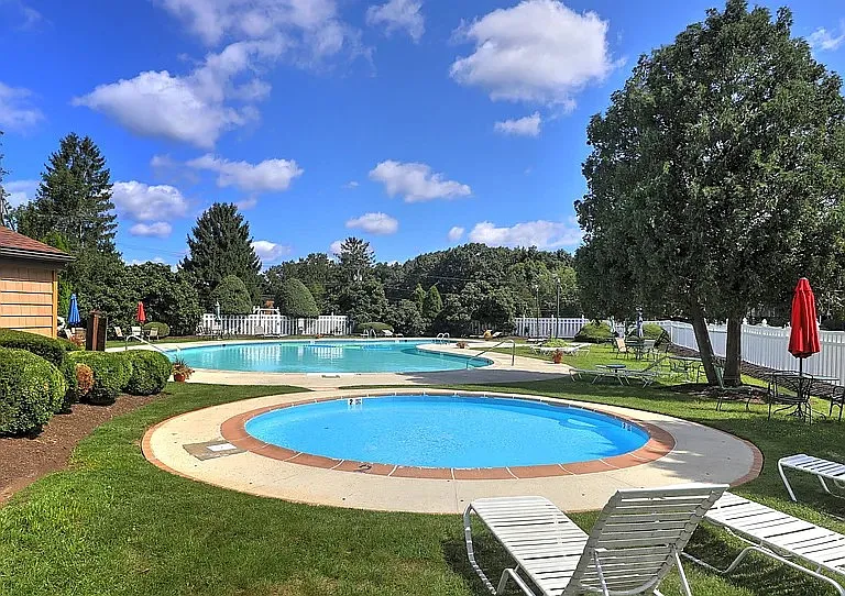 43 Balance Rock Rd #10 — Photo 14