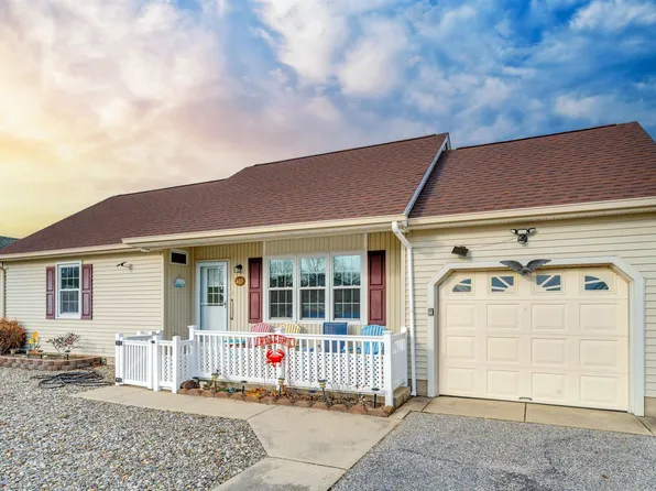 405 Tahoe Dr, Villas, NJ 08251