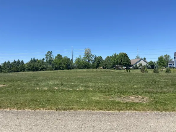 15 Diamond Isle, Cassopolis, MI 49031