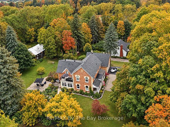 2nd image of 214 Elm St