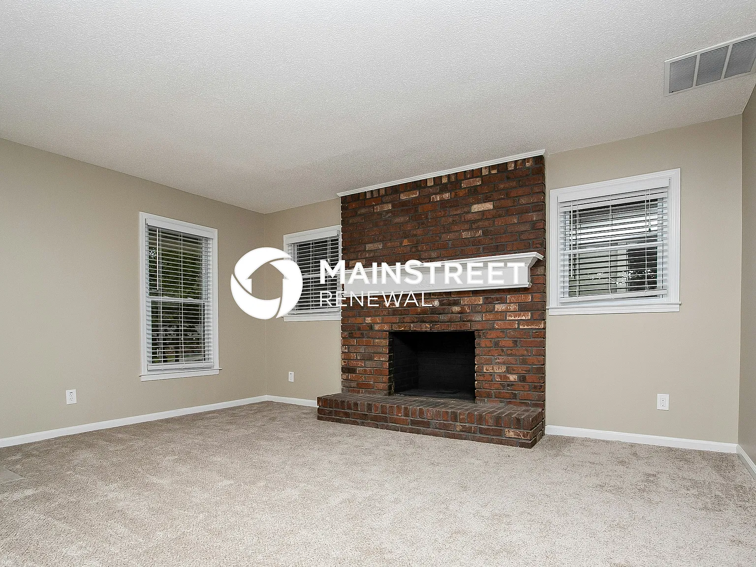 3949 Cheoah Dr — Photo 2