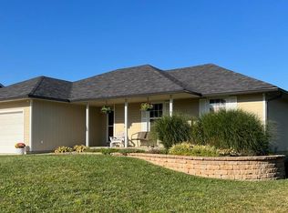 3849 NW Cherry Creek Dr, Topeka, KS 66618