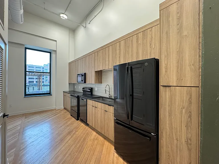 The Marshall Lofts — Photo 37