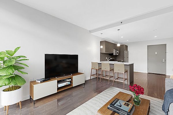 1st image of 1115 Broadway APT 1A