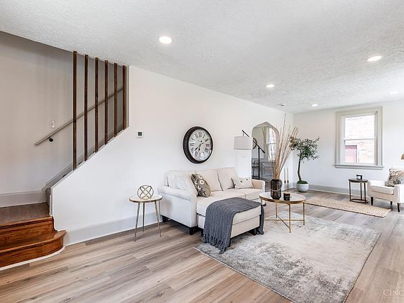 4th image of 4973 Oaklawn Dr