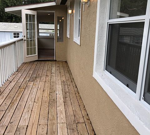 Nice deck for relaxing 