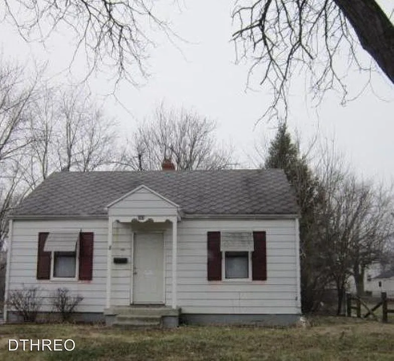 2415 Parkwood Ave photo 1