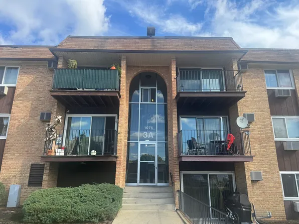 1075 Higgins Quarters Dr Unit 3-208, Hoffman Estates, IL 60169