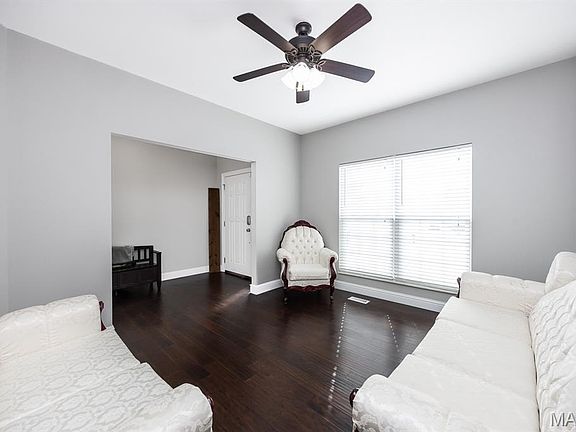 4th image of 1338 Piasa Ct