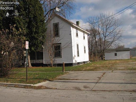 2nd image of 523 Bidwell Ave