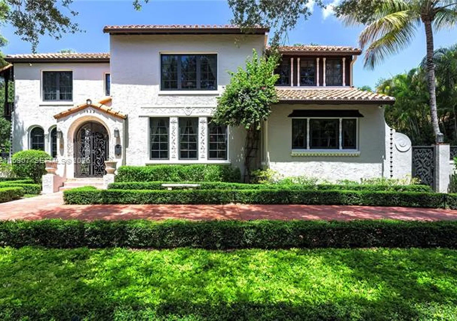 1822 Country Club Prado # 1822, Coral Gables, FL 33134 — Photo 3