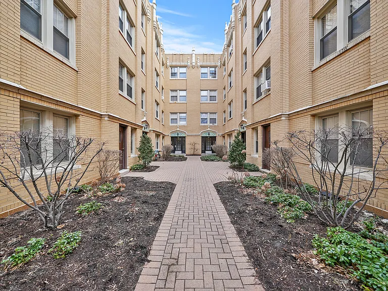 1927 Grove Ave #108 — Photo 22
