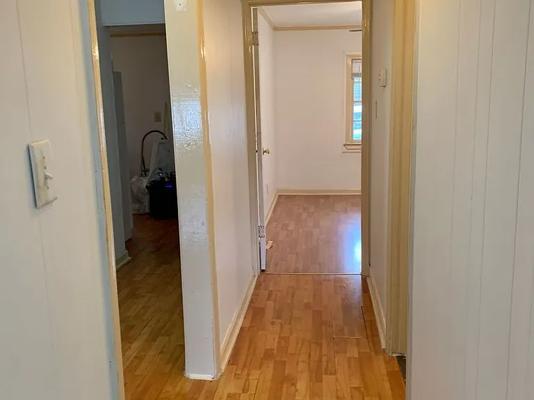 1409 Bay St — Photo 21