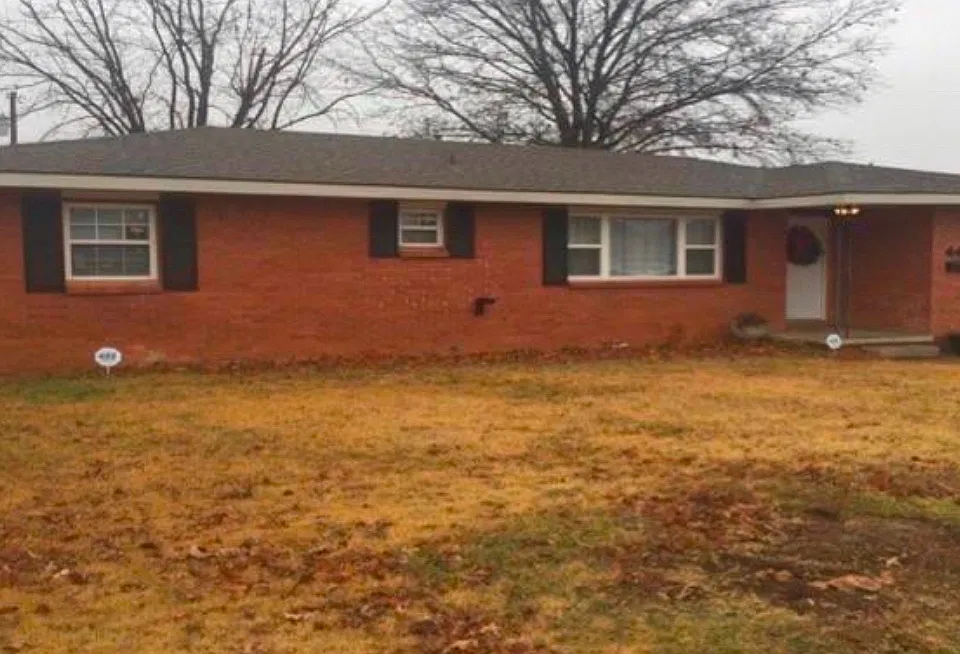 441 NE Elmhurst Ave