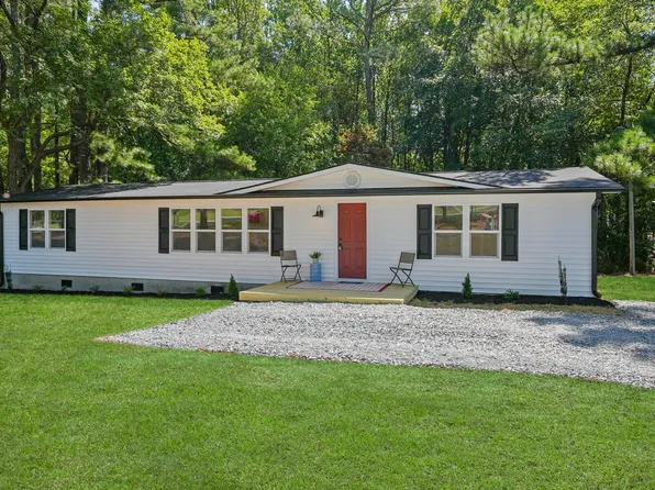 643 Tingen Rd, Broadway, NC 27505