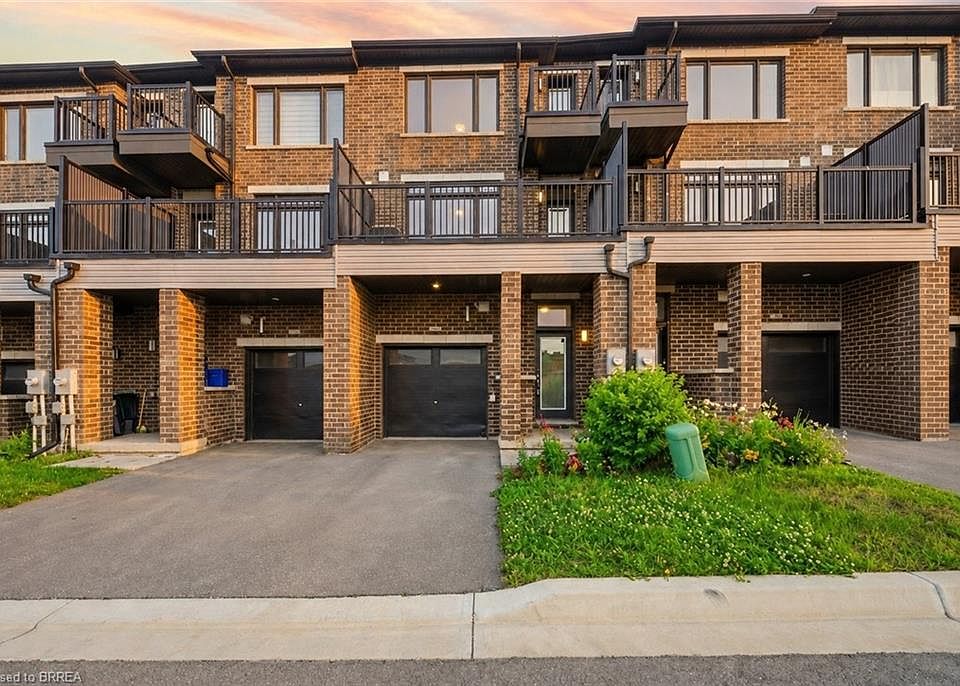 1st image of 585 Colborne St #107