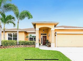 1448 Fairway Cir, Greenacres, FL 33413