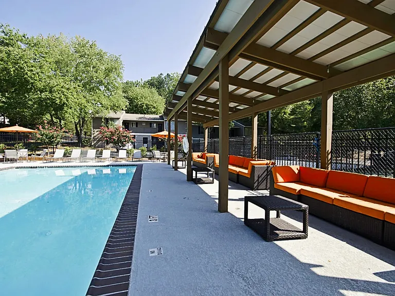 555 Eagles Crest Village Ln — Photo 18