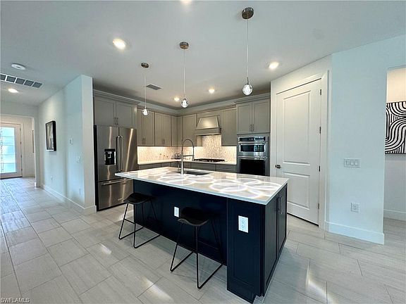 5th image of 2148 Sequoia Ct