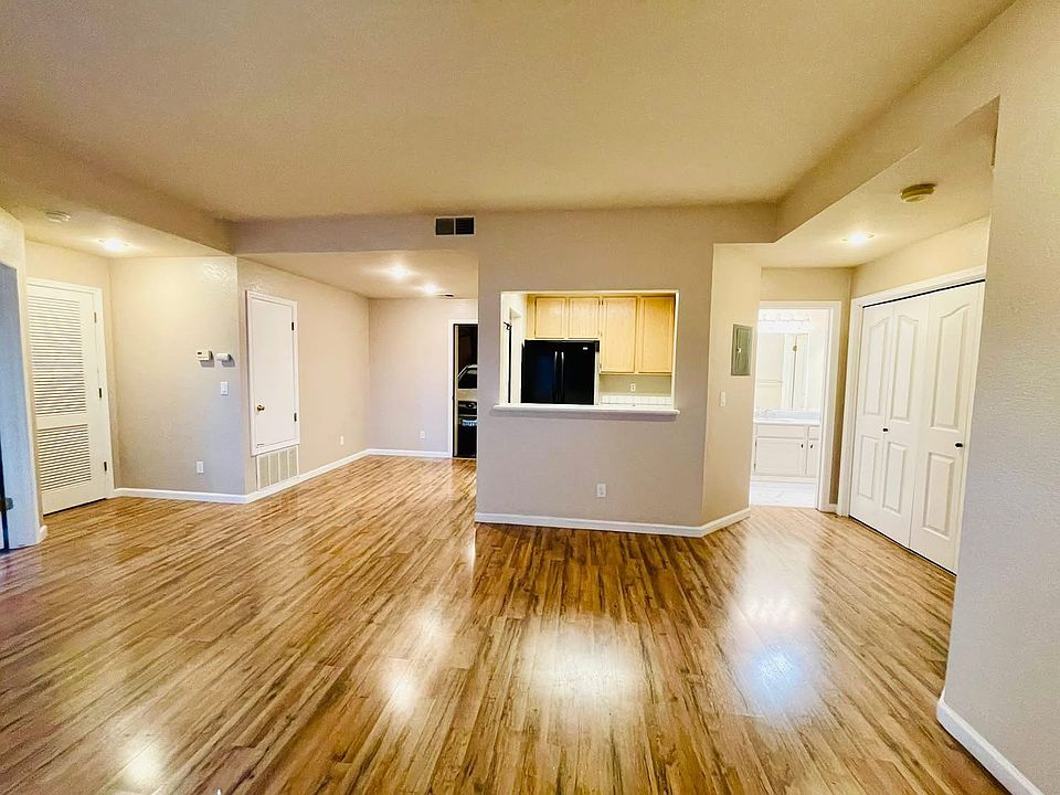 1st image of 746 Northrup St APT 437