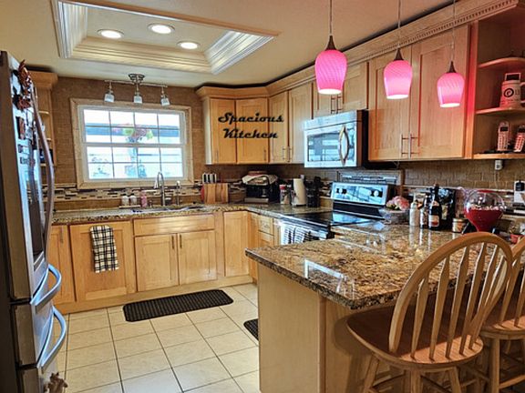 4th image of 1296 McGinness Ave