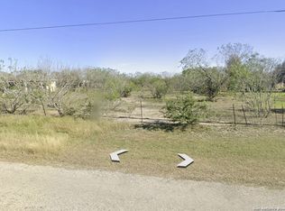 349 Muehl Rd #33, Seguin, TX 78155