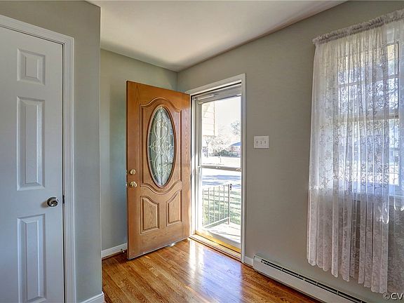 4th image of 10100 Royerton Dr