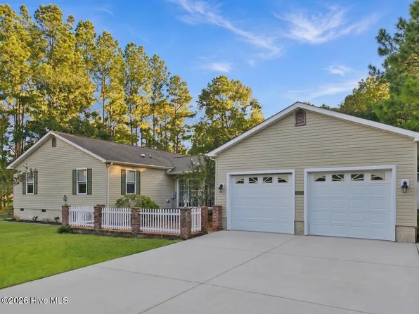 1299 N Shore Drive, Southport, NC 28461