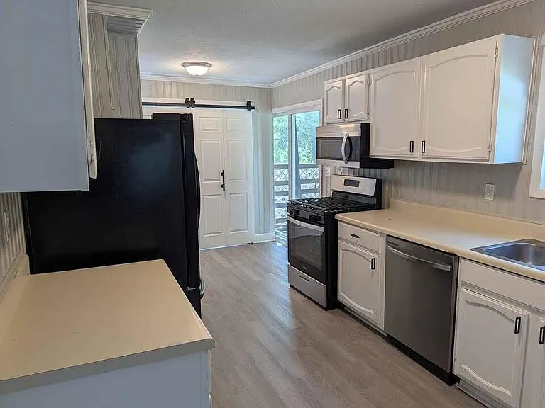 3709 Antietam Dr — Photo 5