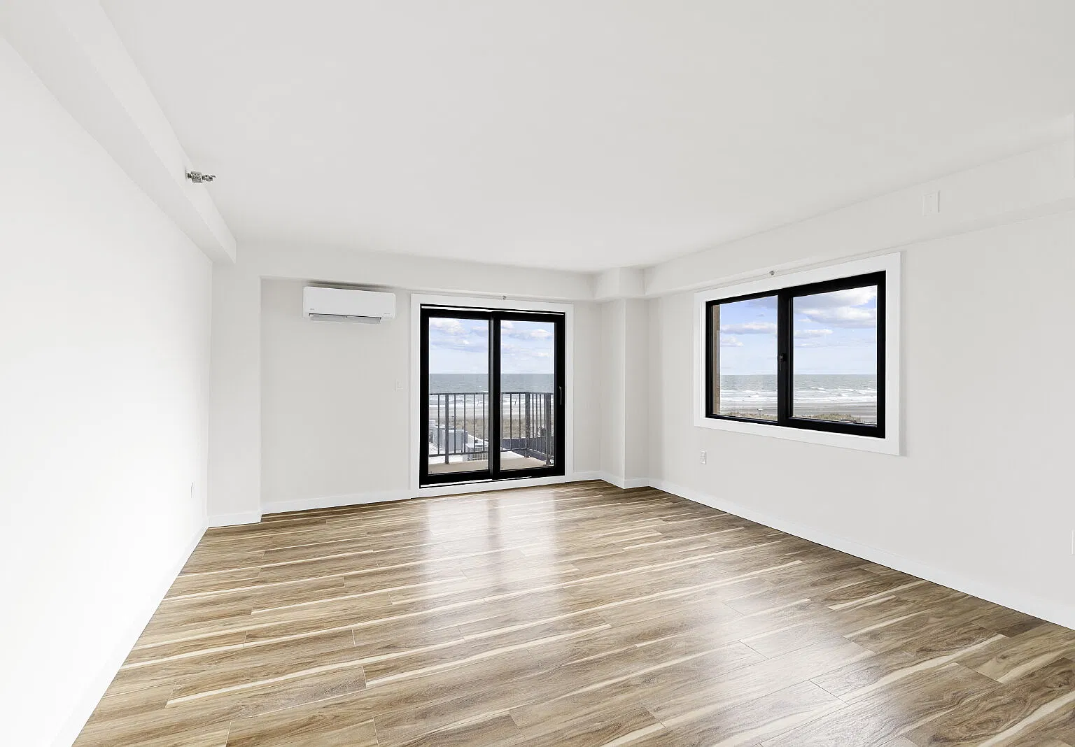 1 bed, 1.0 bath, 549 sqft, $1,650 — Photo 1