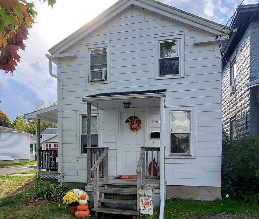 1st image of 705 N Perry St