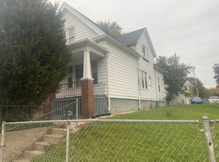 1568 S 15th St, Milwaukee, WI 53204