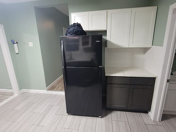 4th image of 139 Washington St Floor 2