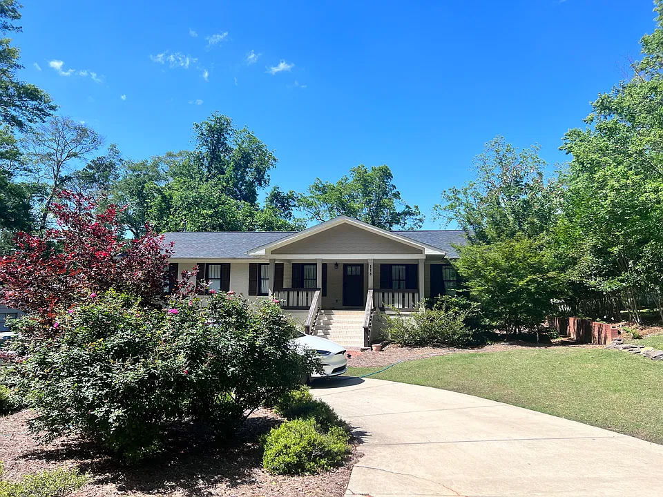 118 Cecil Ln
