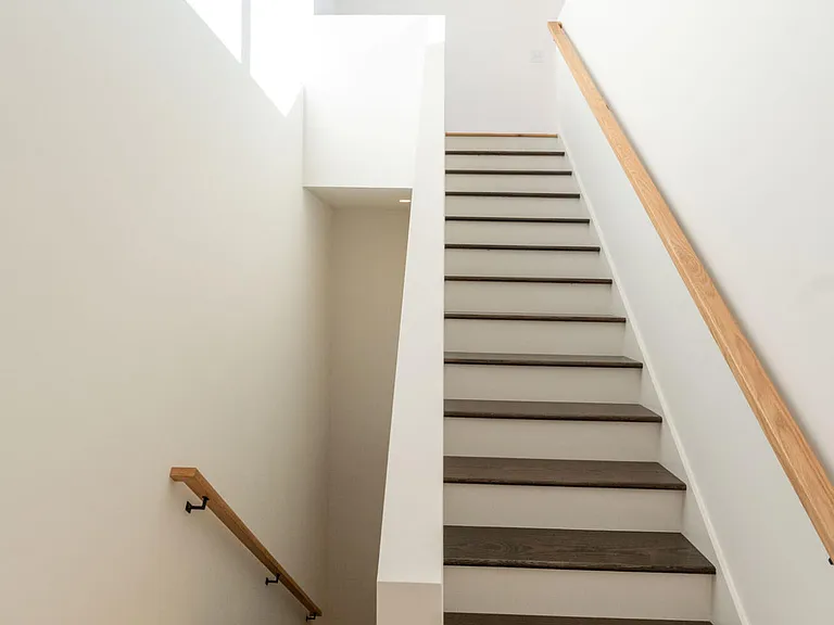 400 E Martin St #A — Photo 10