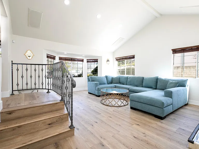 8437 Quartz Ave — Photo 24