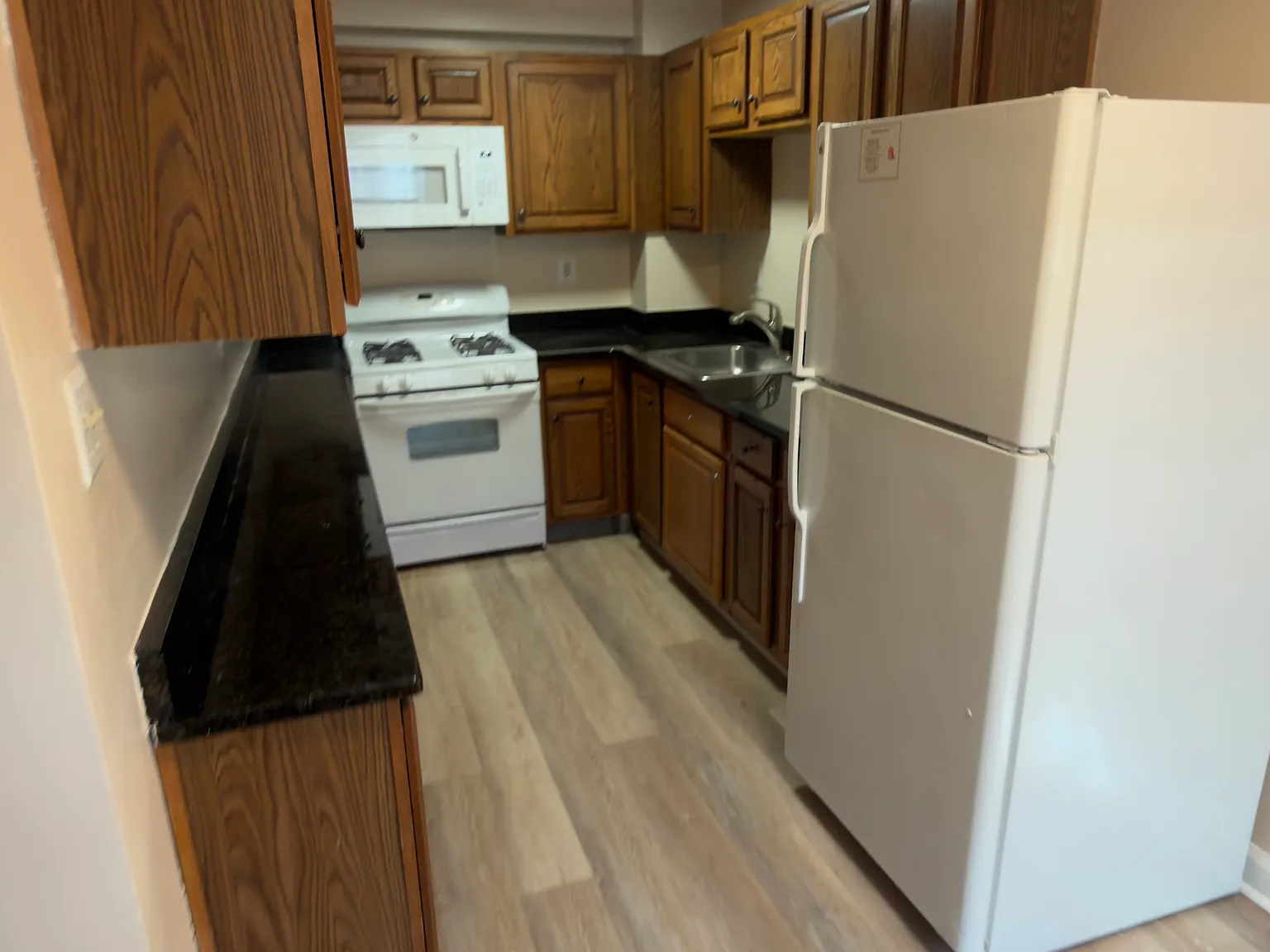 21 Kennedy — Photo 4